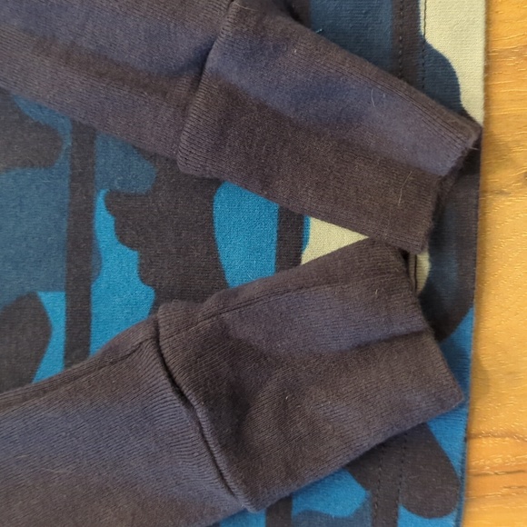 Lands' End pajamas - camo - size 8 - Picture 4 of 5